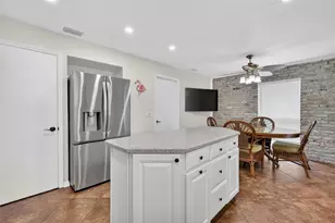 1735 Lakeshore Dr, Mount Dora, FL 32757 - Photo 21