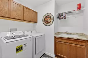 11367 Laufersky Ln, Oxford, FL 34484 - Photo 11