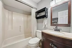 923 Park Dr, Tavares, FL 32778 - Photo 23