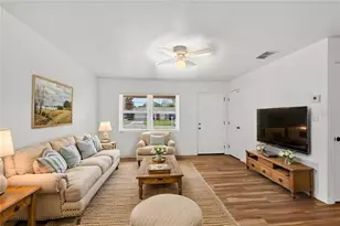 36315 Stratford Ct, Grand Island, FL 32735 - Photo 7