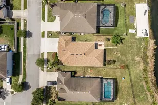 291 Blue Cypress Dr, Groveland, FL 34736 - Photo 31