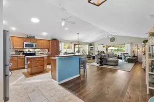 2334 Rose Arbor St, The Villages, FL 32163 - Photo 5