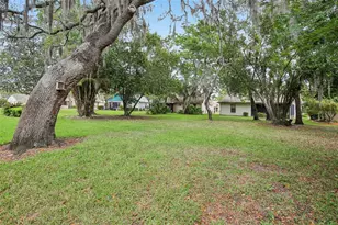 11622 Cocowood Dr, New Port Richey, FL 34654 - Photo 15