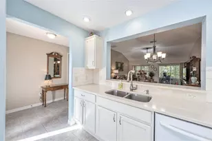 17830 SE 88th Cascade Ct, The Villages, FL 32162 - Photo 25