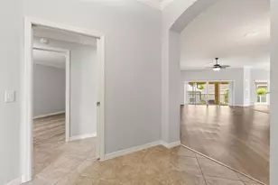 842 Pickett Rd, The Villages, FL 32163 - Photo 5