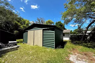 6013 Idle a While Cir, Dade City, FL 33523 - Photo 11
