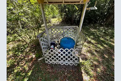 6013 Idle A While Circle, Dade City, FL 33523 - Photo 13