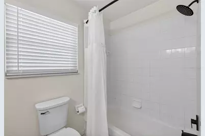 250 N Walker Street, Oakland, FL 34760 - Photo 43