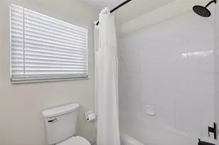 250 N Walker St, Oakland, FL 34760 - Photo 43