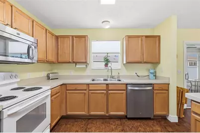 1609 Blossom Terrace, The Villages, FL 32162 - Photo 9