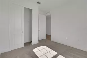 736 Sunshower Dr, Lady Lake, FL 32159 - Photo 29