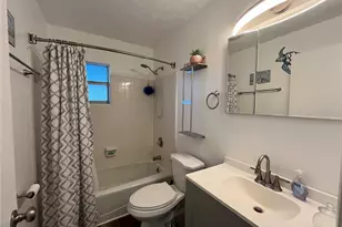 407 Poinsettia Ave, Fruitland Park, FL 34731 - Photo 17