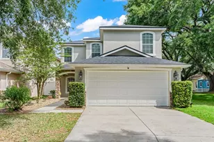 4942 NE 123rd Ln, Wildwood, FL 34785 - Photo 1