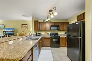 26921 White Plains Way, Leesburg, FL 34748 - Photo 11