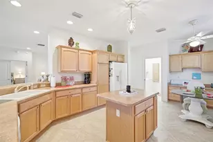 1605 Lynchburg Loop, The Villages, FL 32162 - Photo 15