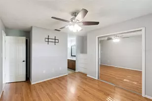 12418 Orangewood Cir, Tavares, FL 32778 - Photo 15