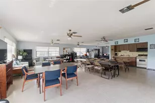 12418 Orangewood Cir, Tavares, FL 32778 - Photo 27