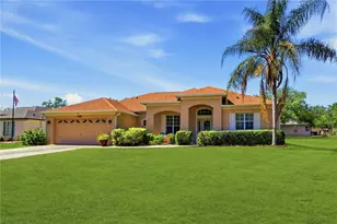 12929 Regiment Dr, Grand Island, FL 32735 - Photo 3
