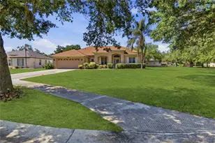 12929 Regiment Dr, Grand Island, FL 32735 - Photo 7