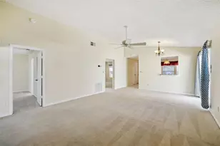 4967 Heron Run Cir, Leesburg, FL 34748 - Photo 7