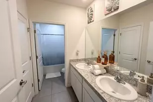 16910 Oval Rum Dr, Wimauma, FL 33598 - Photo 11