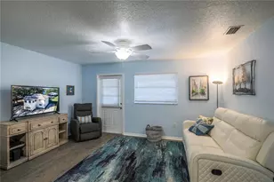 260 S Central Ave, Umatilla, FL 32784 - Photo 25