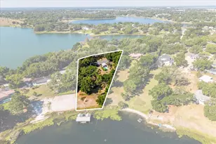 1505 E Crooked Lake Dr, Eustis, FL 32726 - Photo 23