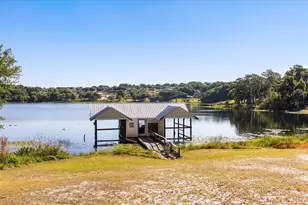 1505 E Crooked Lake Dr, Eustis, FL 32726 - Photo 9