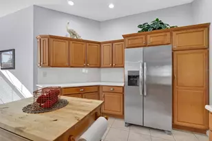 17325 SE 73rd Park Glen Ct, The Villages, FL 32162 - Photo 7