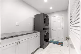 8354 SE 177th Bartram Loop, The Villages, FL 32162 - Photo 25