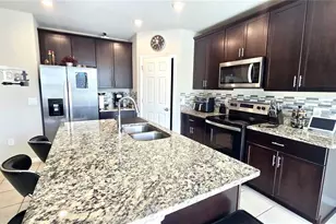 909 Cambridge Dr, Winter Haven, FL 33881 - Photo 5