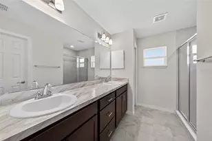 2024 Noble Dr, Davenport, FL 33837 - Photo 13