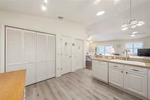 1814 Hallandale Ln, The Villages, FL 32162 - Photo 21