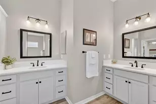 1713 Robbins Rd, The Villages, FL 34762 - Photo 27