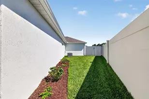 1713 Robbins Rd, The Villages, FL 34762 - Photo 41