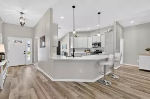 1713 Robbins Rd, The Villages, FL 34762 - Photo 5