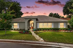 605 Sandlake Ct, Mount Dora, FL 32757 - Photo 3