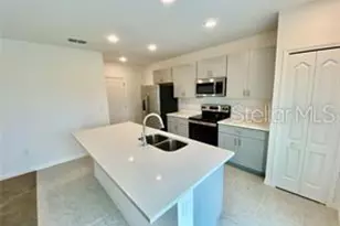 999 Cumberland Dr, Poinciana, FL 34759 - Photo 3