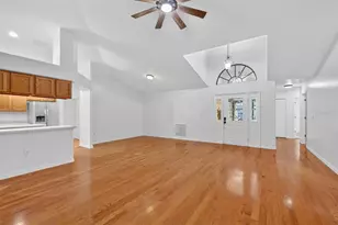 4943 Treasure Cay Rd, Tavares, FL 32778 - Photo 9
