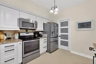 359 Pebble Ct, Minneola, FL 34715 - Photo 17