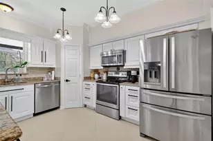 359 Pebble Ct, Minneola, FL 34715 - Photo 15