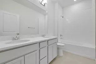 10693 NW Suncrest Loop, Port Saint Lucie, FL 34987 - Photo 11