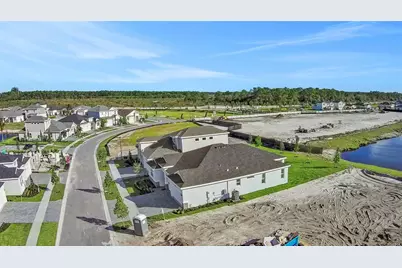 10693 NW Suncrest Loop, Port Saint Lucie, FL 34987 - Photo 3