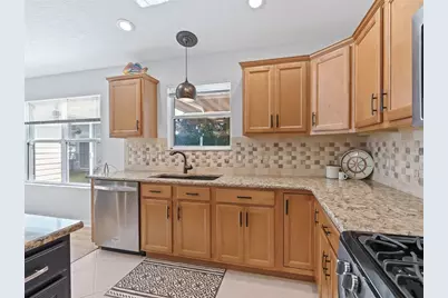 949 Tanglewood Place, The Villages, FL 32162 - Photo 17