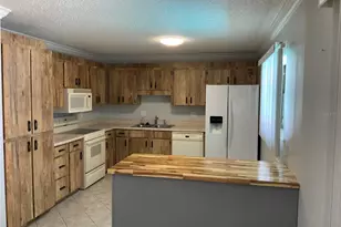 200 Bryan St, Eustis, FL 32726 - Photo 7