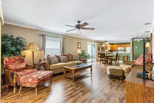 979 Smyrna St, The Villages, FL 32162 - Photo 13