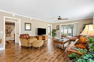 979 Smyrna St, The Villages, FL 32162 - Photo 11