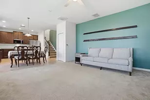509 Blue Cypress Dr, Groveland, FL 34736 - Photo 5