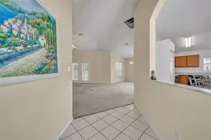 4936 Sawgrass Lake Cir, Leesburg, FL 34748 - Photo 5