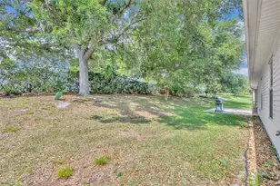 4936 Sawgrass Lake Cir, Leesburg, FL 34748 - Photo 41